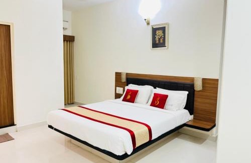 Yeshwanthpur Hotel | Hotel Grand Bee , Yeshwanthpur Junction