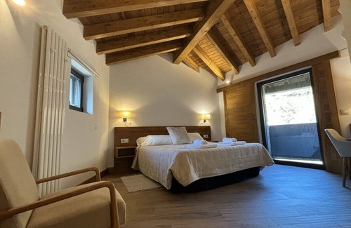 Navacepeda de Tormes Hotel | Hotel Gredos María Justina*