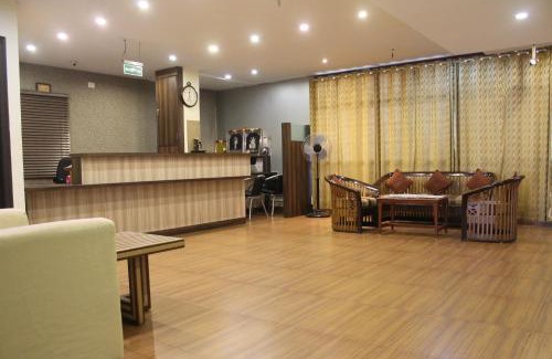 Yeshwanthpur Hotel | HOTEL GREEN TREES
