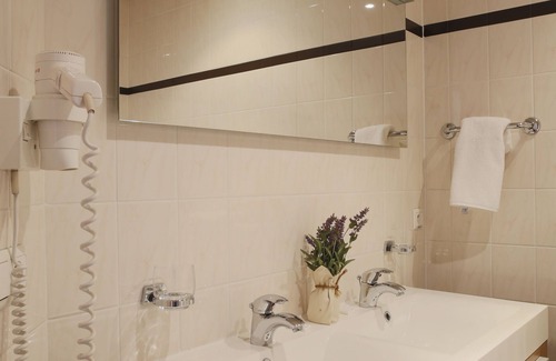 Geraardsbergen Hotel | Hotel Grupello