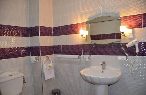 Beni Mellal Hotel | Hotel Hadaik Ain Asserdoune