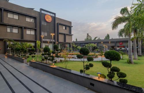 Behror Hotel | Hotel Highway king Behror