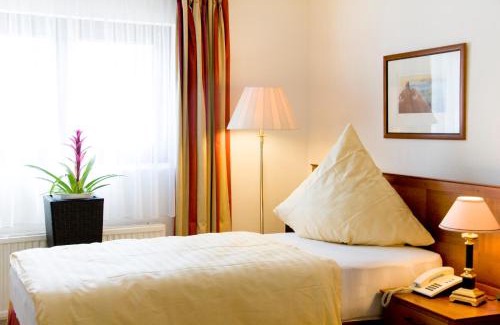 Refrath Hotel | Hotel Kölner Hof Refrath