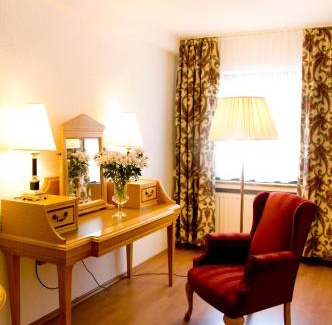 Refrath Hotel | Hotel Kölner Hof Refrath
