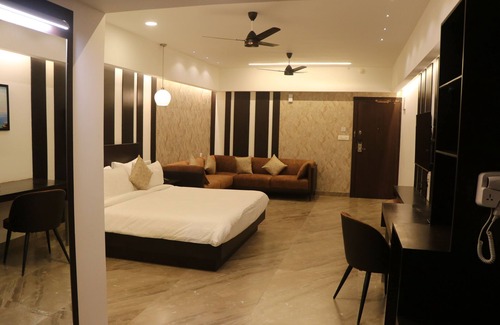 Jabalpur Hotel | hotel kadamb tree