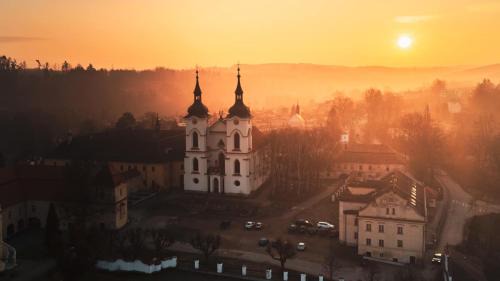 Zeliv Hotel | Hotel Klášter Želiv