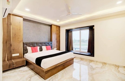 Vallabhnagar Hotel | Hotel Krishna Raj