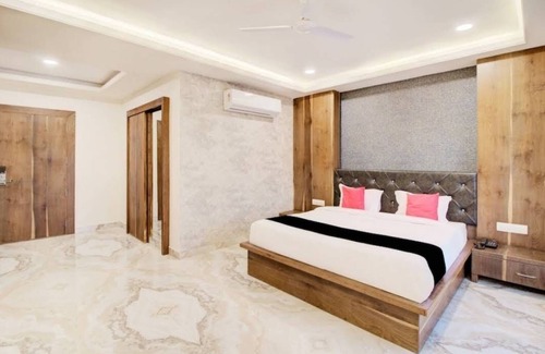 Vallabhnagar Hotel | Hotel Krishna Raj