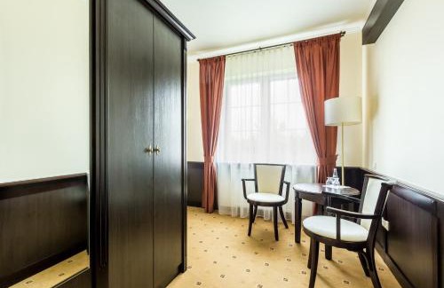 Tarnow Hotel | Hotel Krzyski