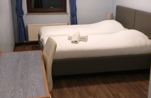 Capellen Hotel | Hotel L'Empire