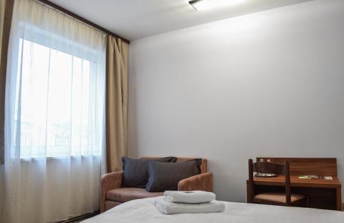 Frydek-Mistek Hotel | Hotel La Rosa