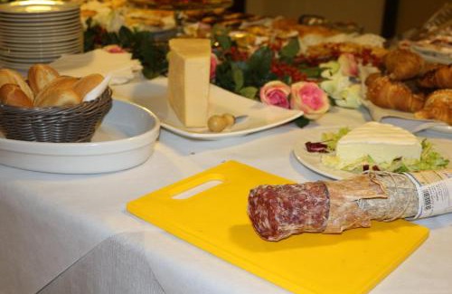 Bastiglia Hotel | Hotel Le Cardinal