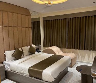 Chandkheda Hotel | Hotel Lotus