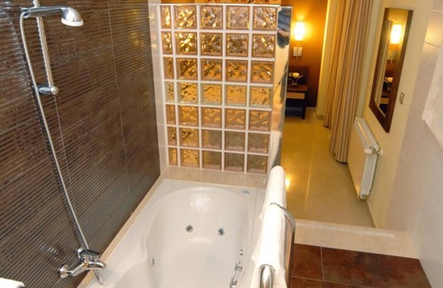 El Carpio Hotel | Hotel Macami