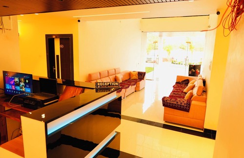 Daulatabad Hotel | Hotel Madhuban