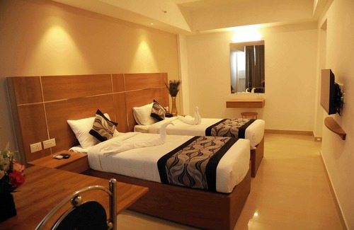 Kuppaayil Hotel | HOTEL MANGALA TEMPLE VIEW