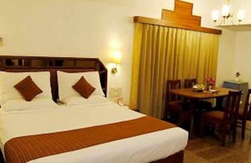 Vadapalani Hotel | Hotel Maurya International