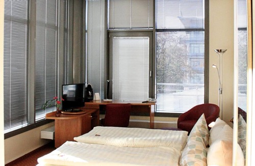 Itzehoe Hotel | Hotel Mercator Itzehoe-Klosterforst