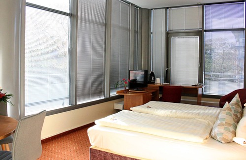 Itzehoe Hotel | Hotel Mercator Itzehoe-Klosterforst