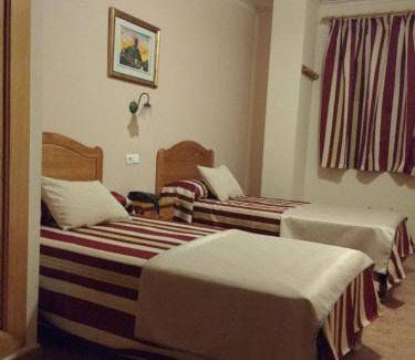 Banyeres de Mariola Hotel | Hotel Mesón el Castillo