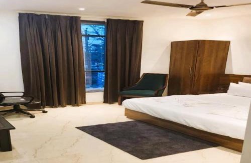 Aligarh Hotel | HOTEL MID-TOWN In Aligarh UP