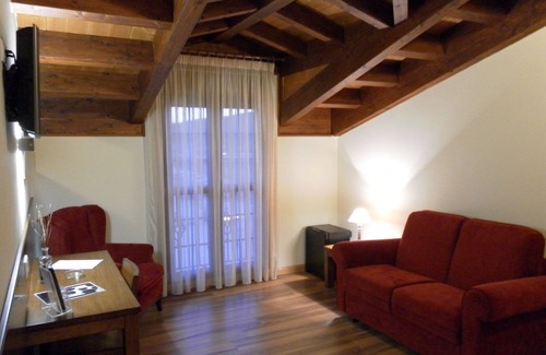 Milagros Hotel | Hotel Milagros Rio Riaza