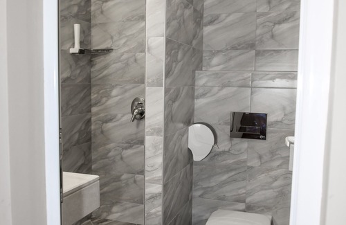 Varosha Hotel | Hotel Monte Cristo