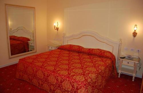 Calcinate Hotel | Hotel Motel Gold