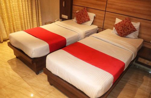 Sector 11 Hotel | Hotel Mourya Residency