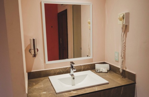 San Juan Bautista Tuxtepec Hotel | Hotel Villa Esmeralda