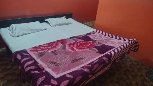 Uttarkashi Hotel | Hotel NainKaran Tourist Lodge And Restaurant