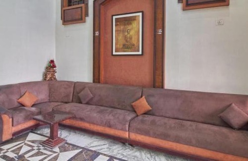 Gopalapuram Hotel | Hotel Naveen