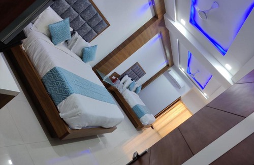 Vallabh Vidhyanagar Hotel | Hotel Neptune Palace