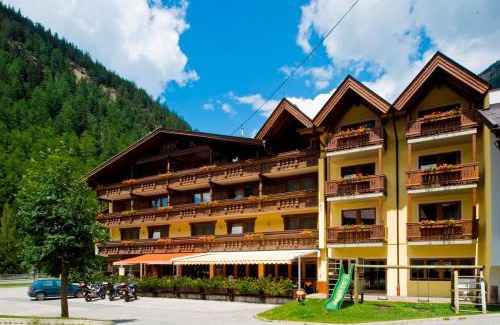 Zwieselstein Hotel | Hotel Neue Post