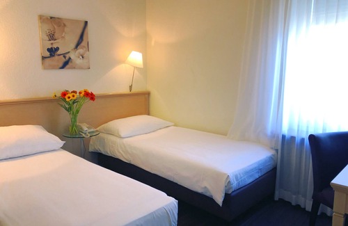 Alt-Wiedikon Hotel | Hotel Neufeld