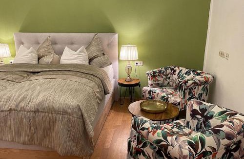 Volkach Hotel | Hotel Neuhauser