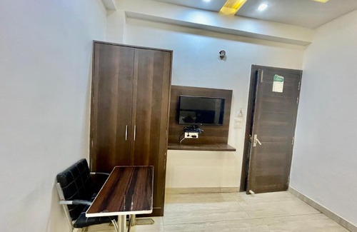 Basai Hotel | Hotel New Star Taj Agra