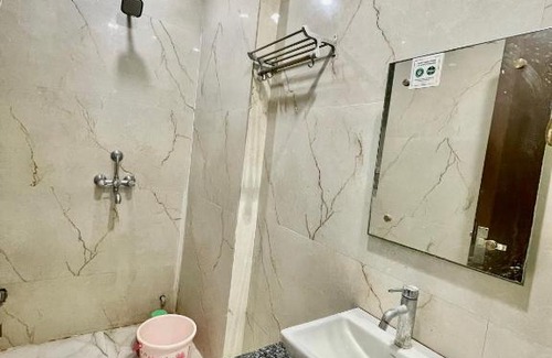 Basai Hotel | Hotel New Star Taj Agra
