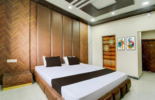 Dewas Hotel | Hotel O Golden wings
