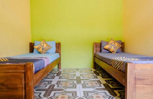 Madiun Hotel | Hotel O Ilyasa Family