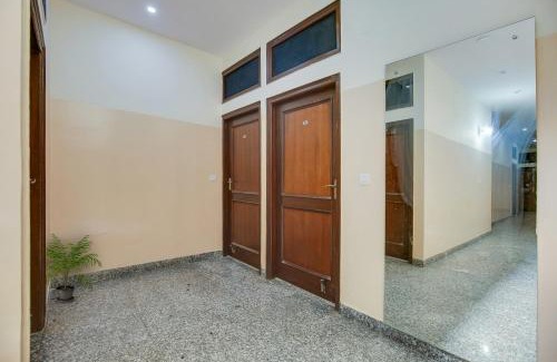Sector 45 Hotel | Hotel O Mayank Palace