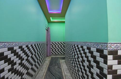 Rampur Hat Hotel | Hotel O Yuvraj Lodge