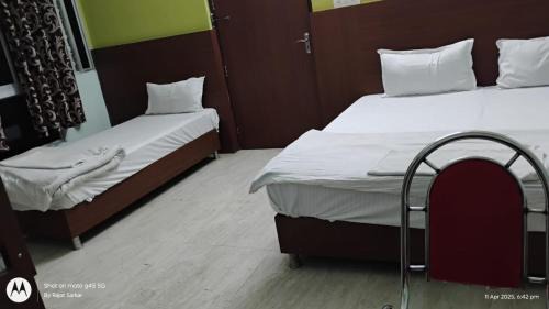 Islampur Hotel | HOTEL OASIS PALACE
