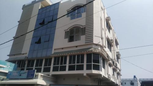 Islampur Hotel | HOTEL OASIS PALACE