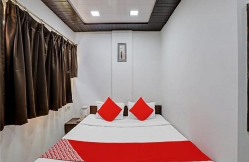 Ahmedabad Hotel | HOTEL ONCE