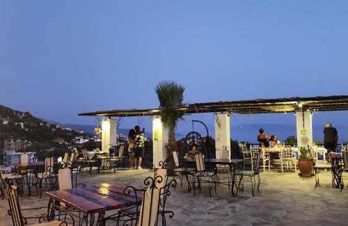 Piqeras Bed & Breakfast | Hotel Panorama Piqeras
