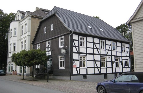 Neheim Hotel | Hotel Pemü
