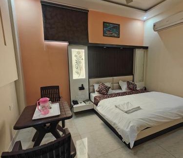 Sikar Hotel | Hotel Pink City
