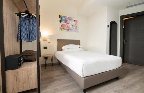 San Martino Siccomario Hotel | Hotel Plaza