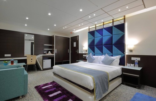 Thaltej Hotel | Hotel Pragati The Grand
